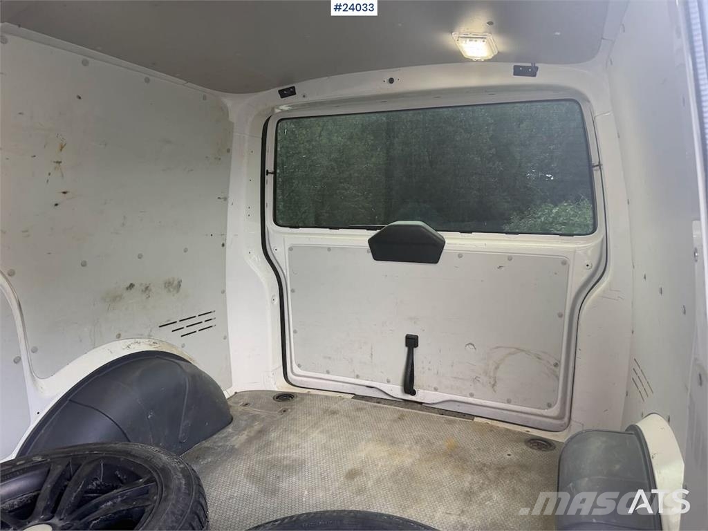 Volkswagen Transporter 4x4 w/ two sets of tires. – EU approve Voiture