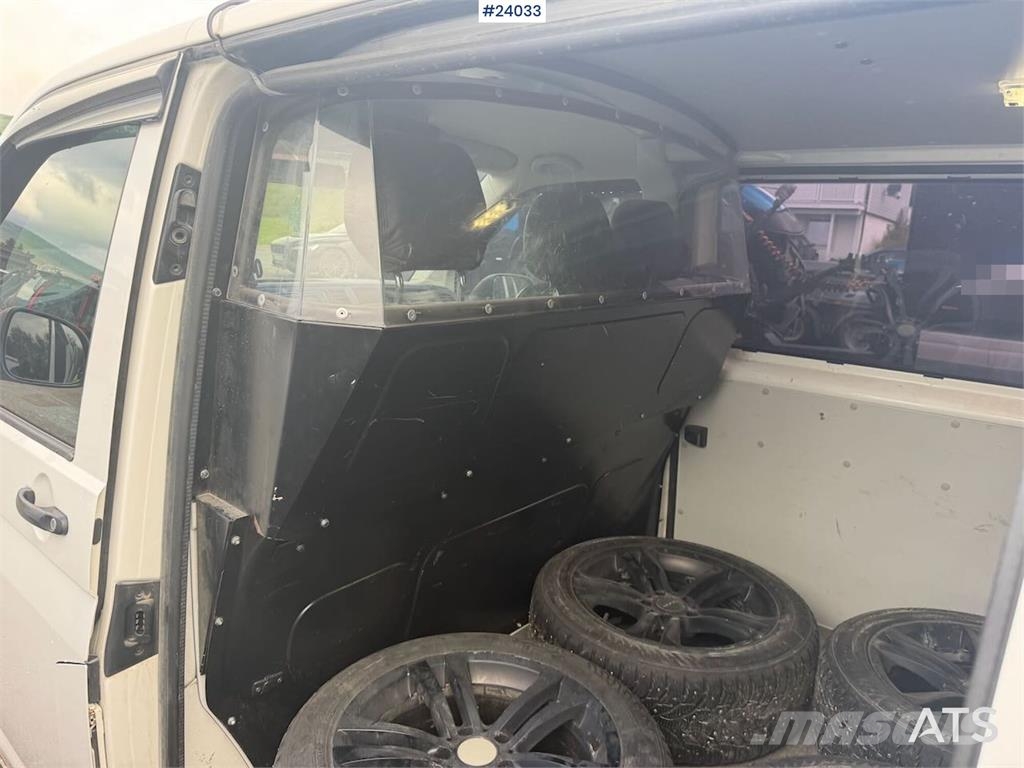 Volkswagen Transporter 4x4 w/ two sets of tires. – EU approve Voiture