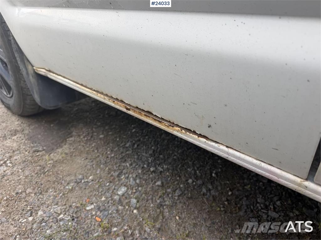 Volkswagen Transporter 4x4 w/ two sets of tires. – EU approve Voiture