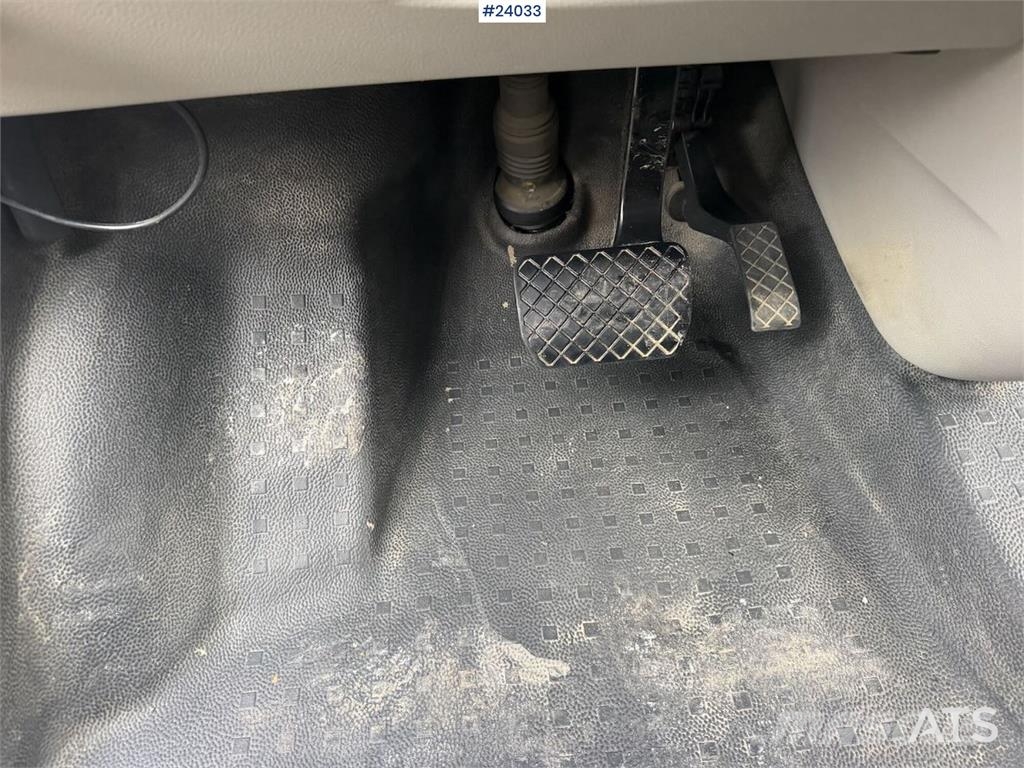 Volkswagen Transporter 4x4 w/ two sets of tires. – EU approve Voiture