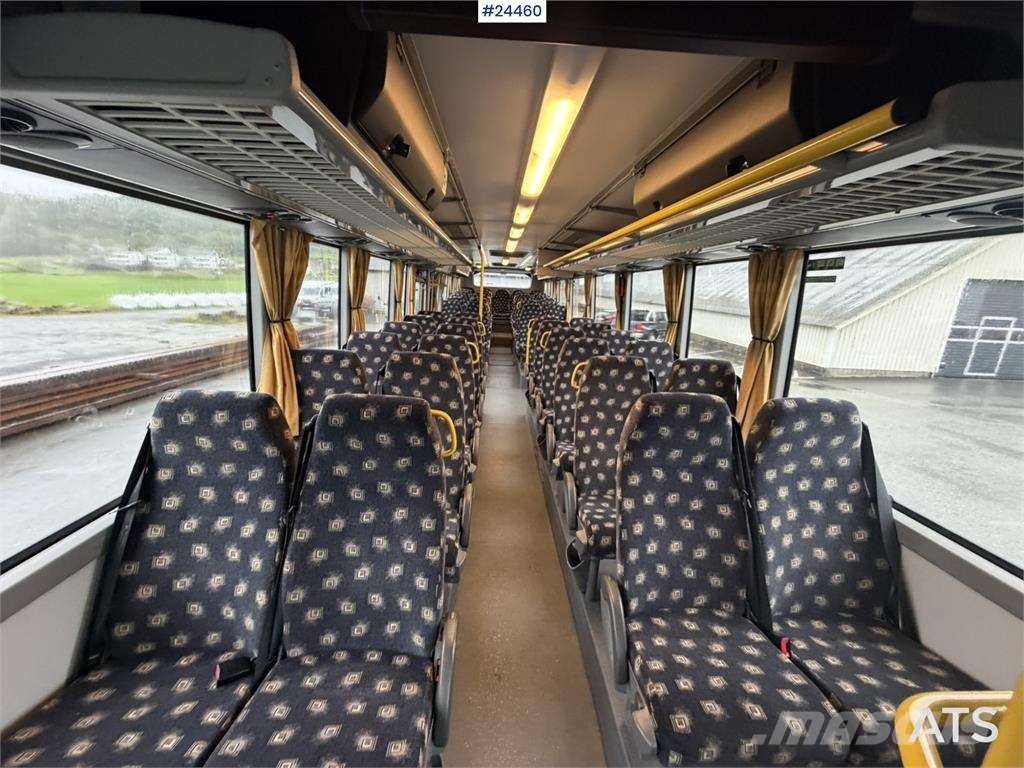 Volvo 8900 4x2 bus with 49 + 1 seated passengers and cap Autobus urbain