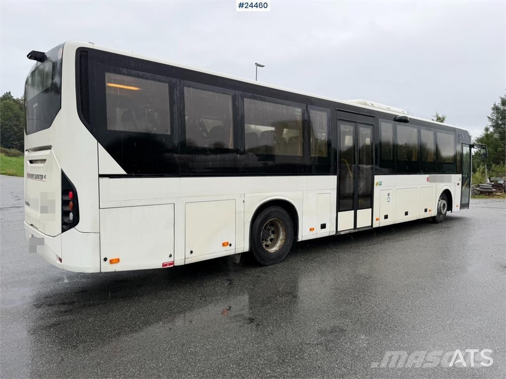 Volvo 8900 4x2 bus with 49 + 1 seated passengers and cap Autobus urbain