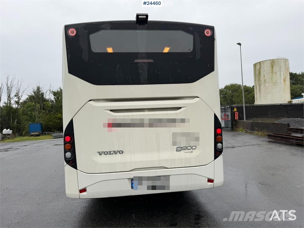 Volvo 8900 4x2 bus with 49 + 1 seated passengers and cap Autobus urbain