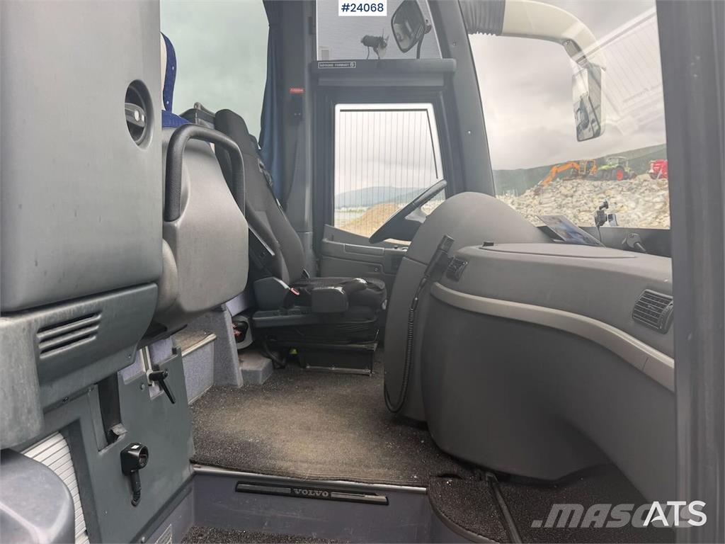 Volvo 9700 tour bus w/ 53+1 seats Turbuss