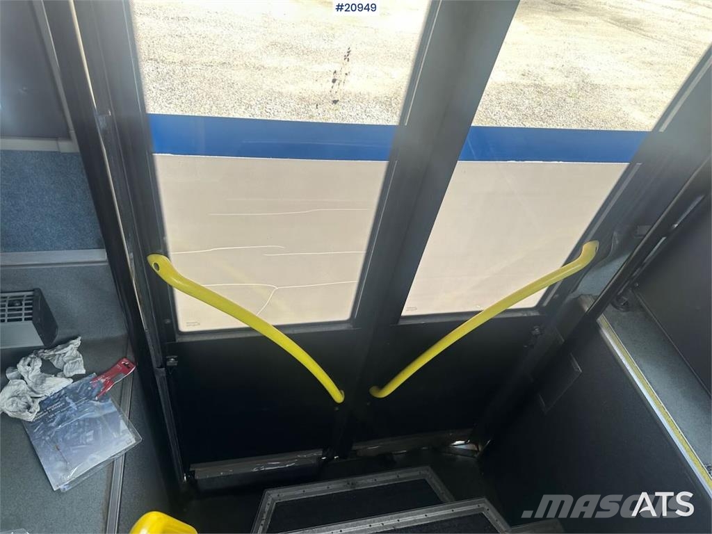 Volvo 9700H bus w/ 54 seats w/ summer and winter tires Otros