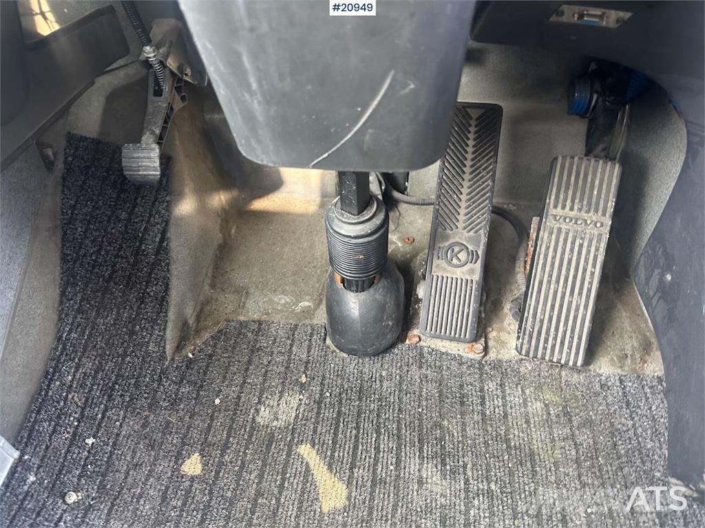 Volvo 9700H bus w/ 54 seats w/ summer and winter tires Otros