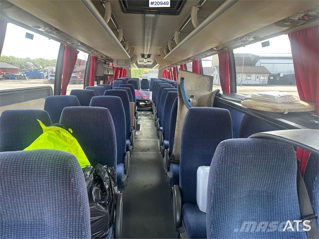 Volvo 9700H bus w/ 54 seats w/ summer and winter tires Otros