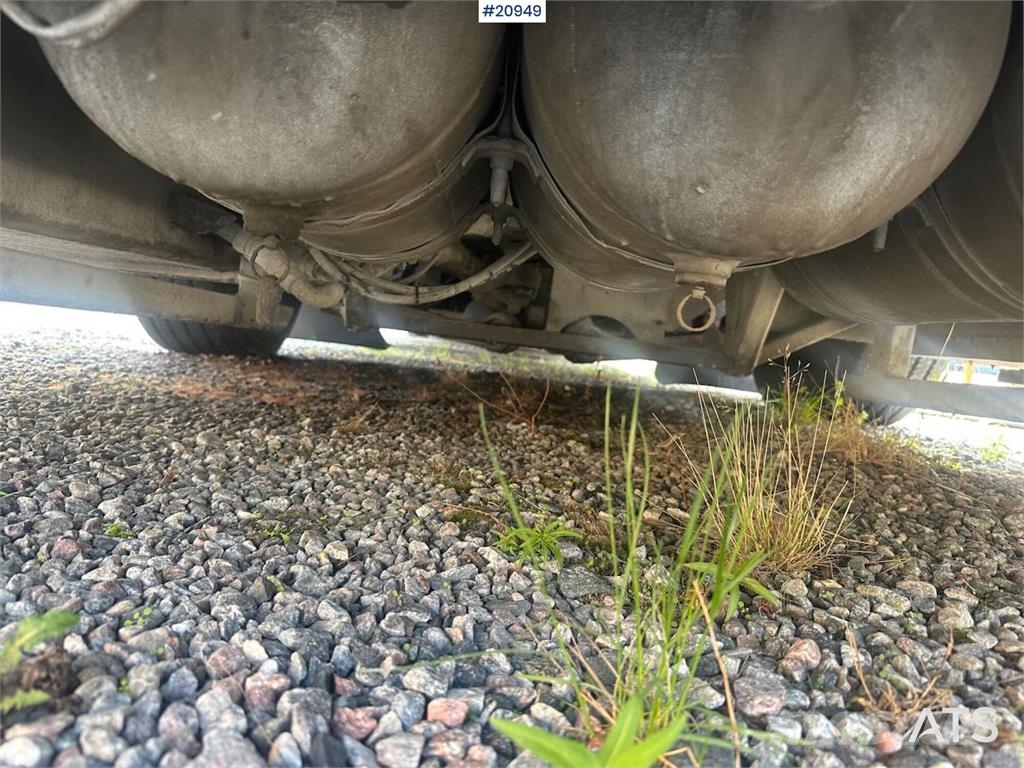 Volvo 9700H bus w/ 54 seats w/ summer and winter tires Otros