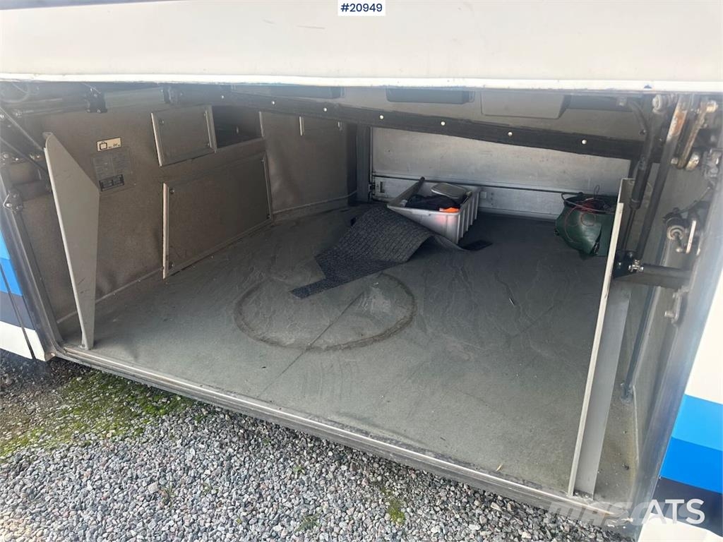 Volvo 9700H bus w/ 54 seats w/ summer and winter tires Otros