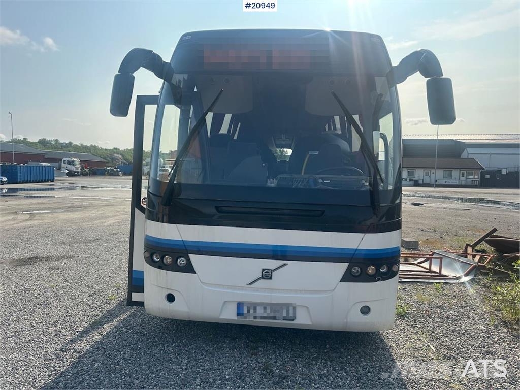 Volvo 9700H bus w/ 54 seats w/ summer and winter tires Otros