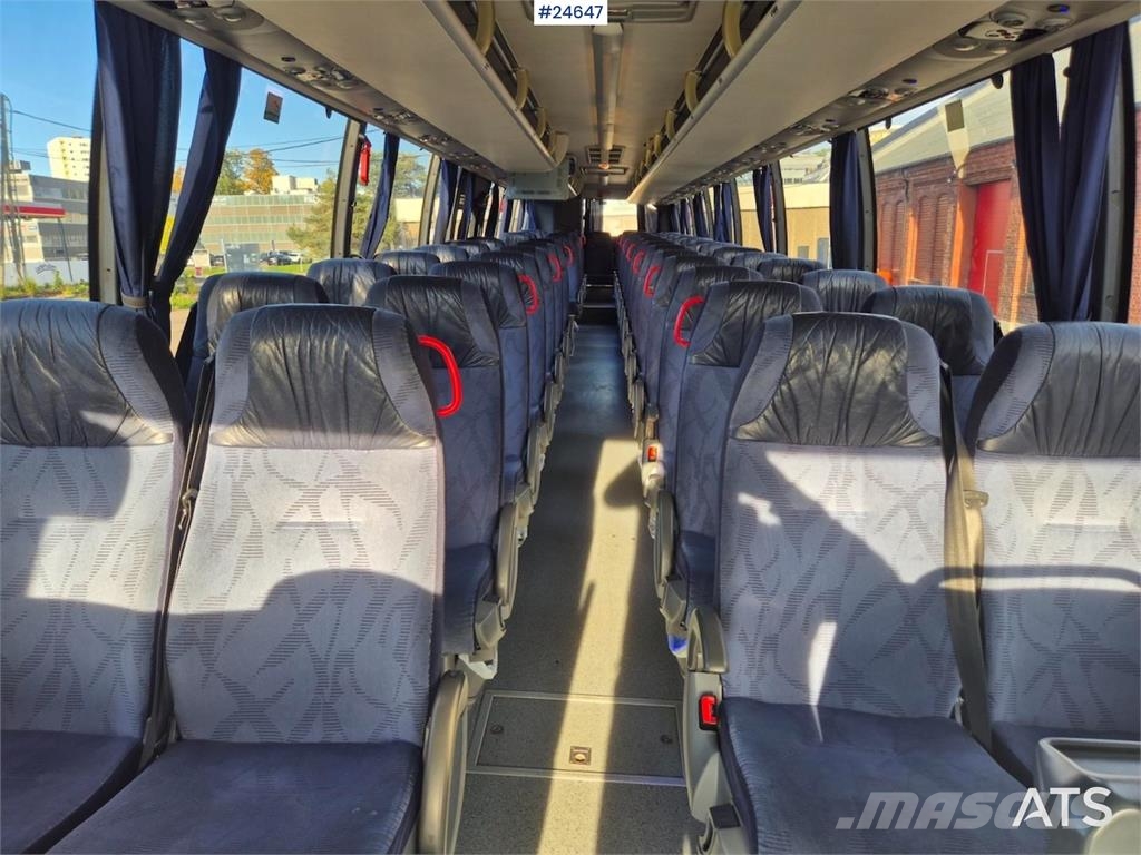 Volvo 9700H Coach – 53 + 1 + 1 Andere Busse
