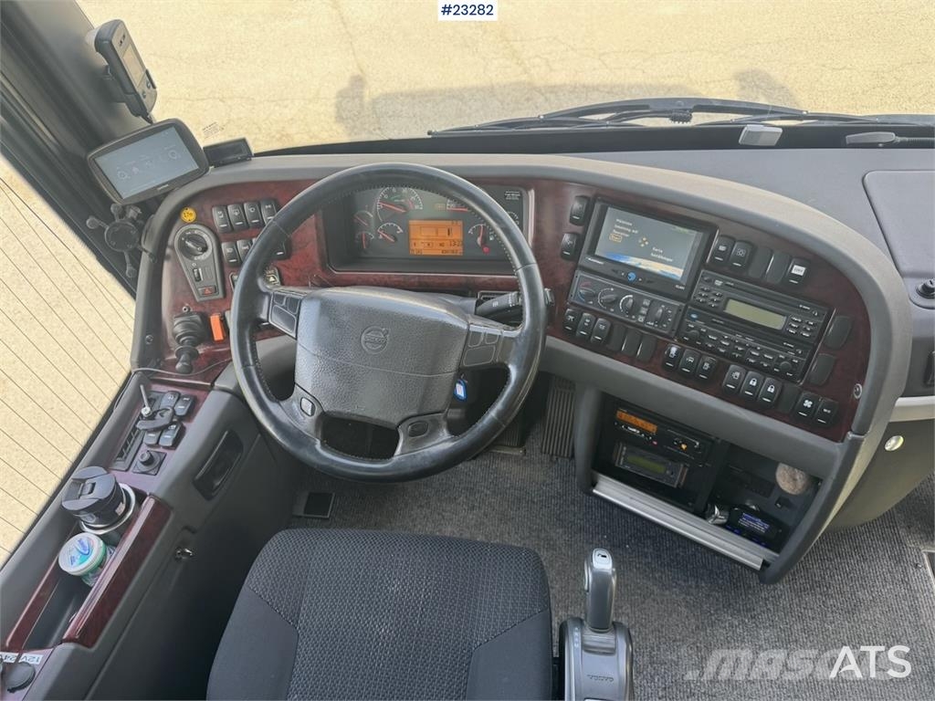 Volvo 9900 6x2 Coach Bus – 50 Seats – Euro 5 WATCH VIDEO Otros