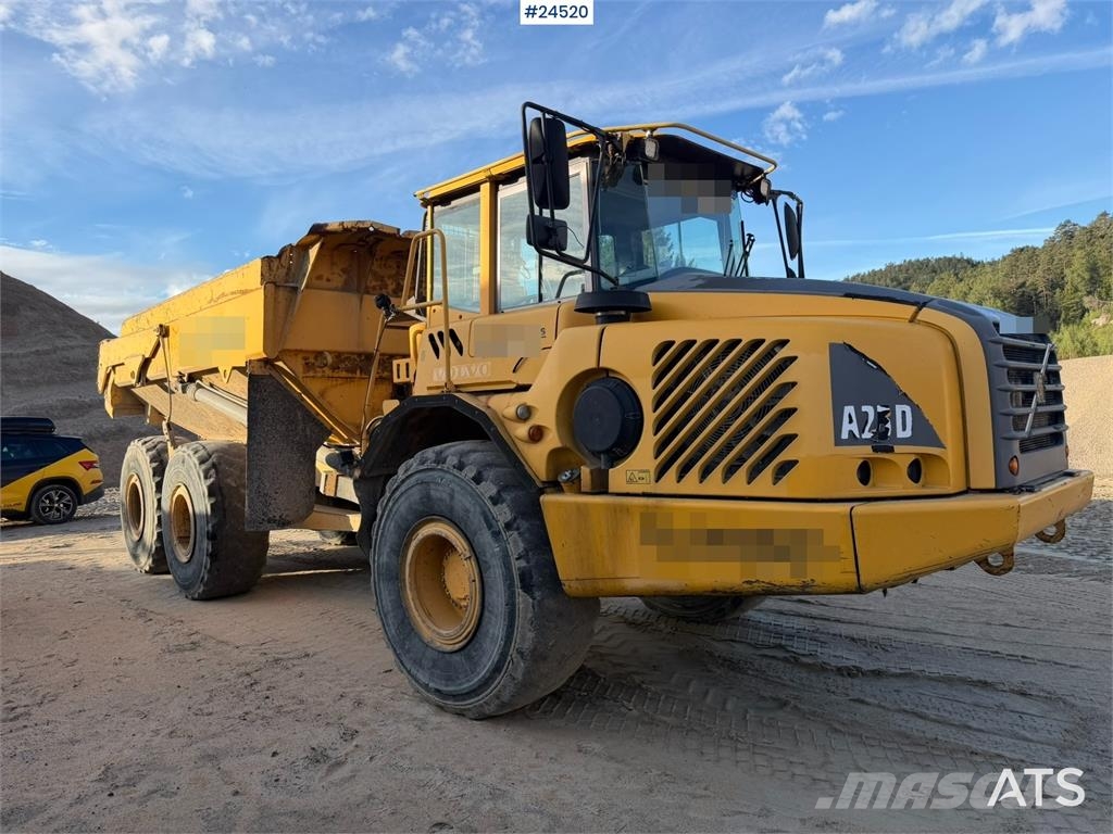 Volvo A25D 6x6 articulated hauler with white registratio Dumpere