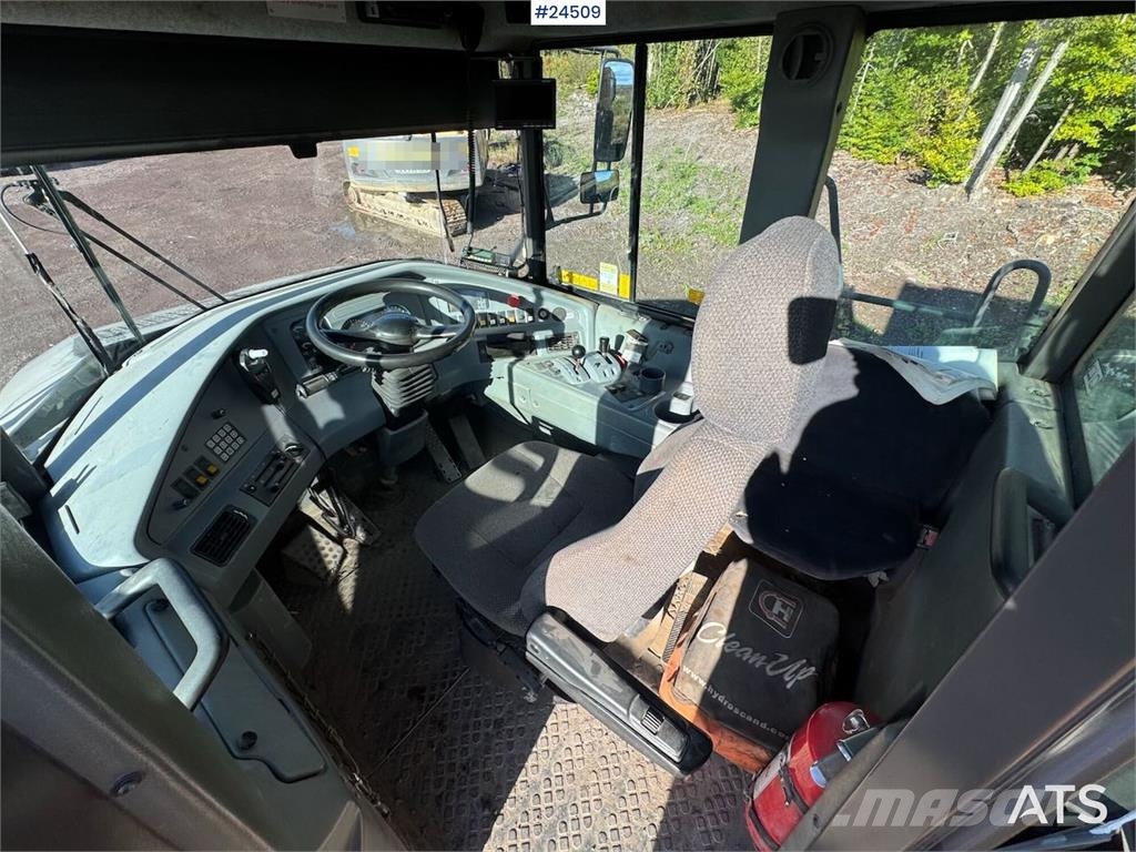 Volvo A40 Articulated Dumper – Black Plate Site dumpers