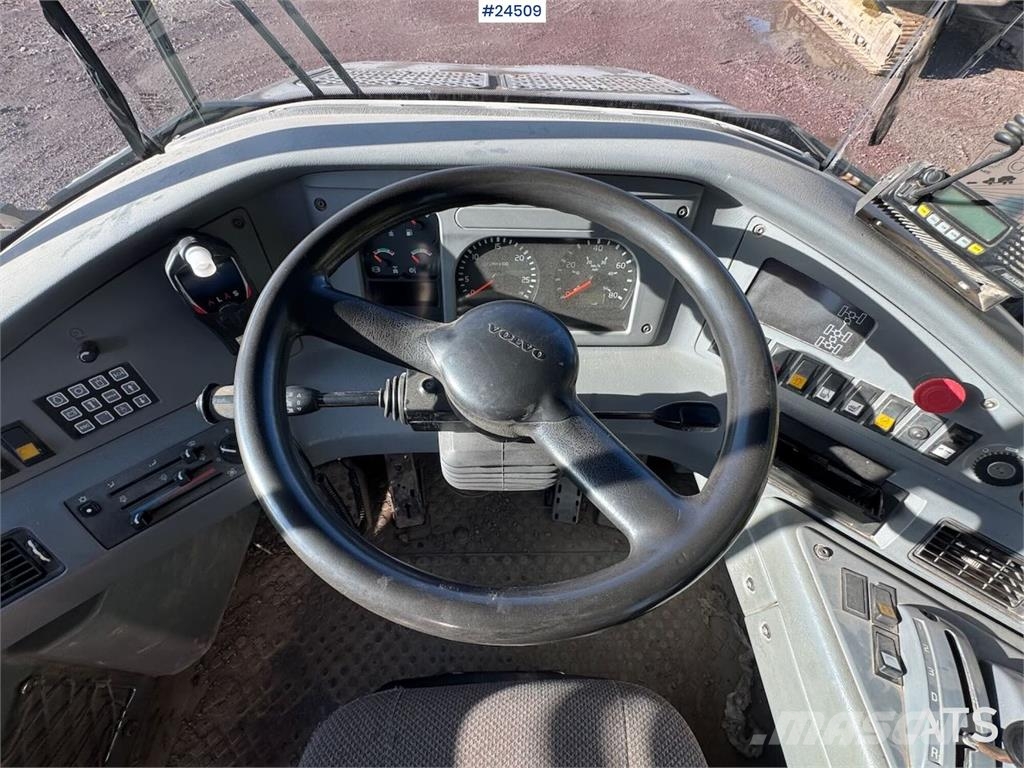 Volvo A40 Articulated Dumper – Black Plate Site dumpers
