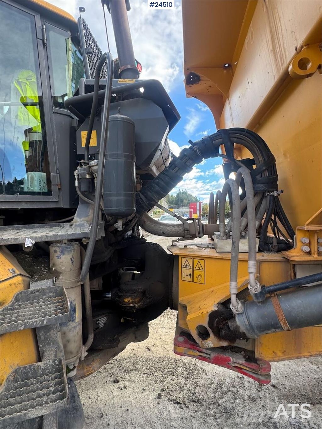 Volvo A40 FS Articulated Dumper – Black Plate Site dumpers