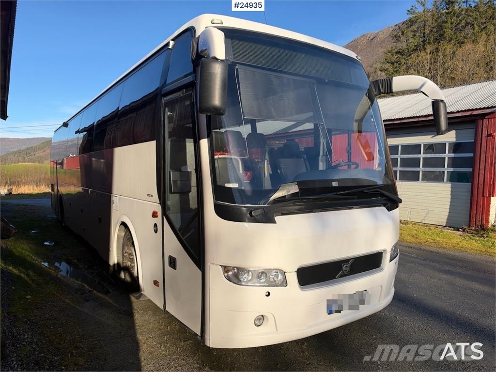 Volvo B12B 9700 Tour bus – 53 seats Kiti autobusai