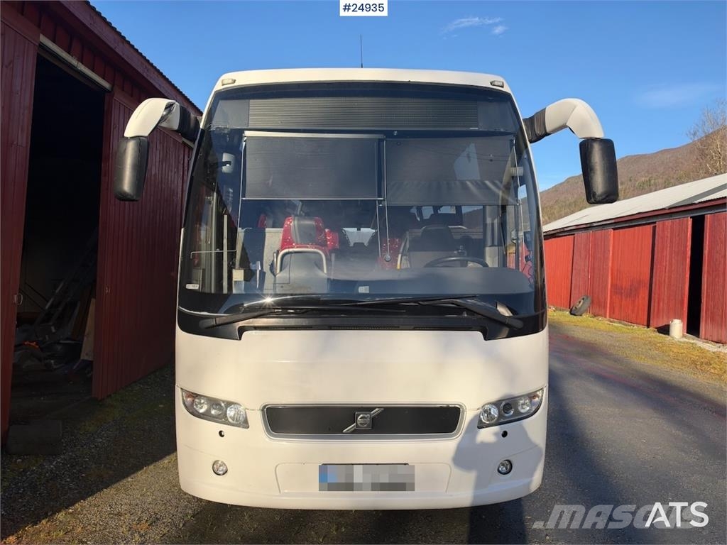 Volvo B12B 9700 Tour bus – 53 seats Kiti autobusai