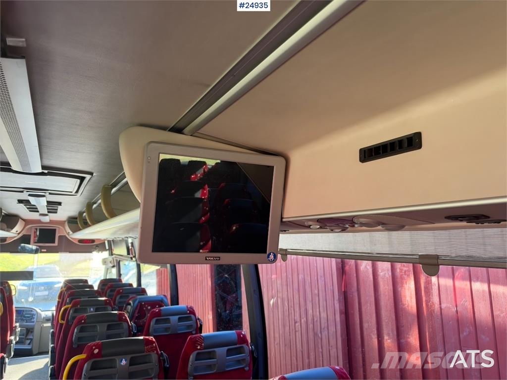 Volvo B12B 9700 Tour bus – 53 seats Kiti autobusai
