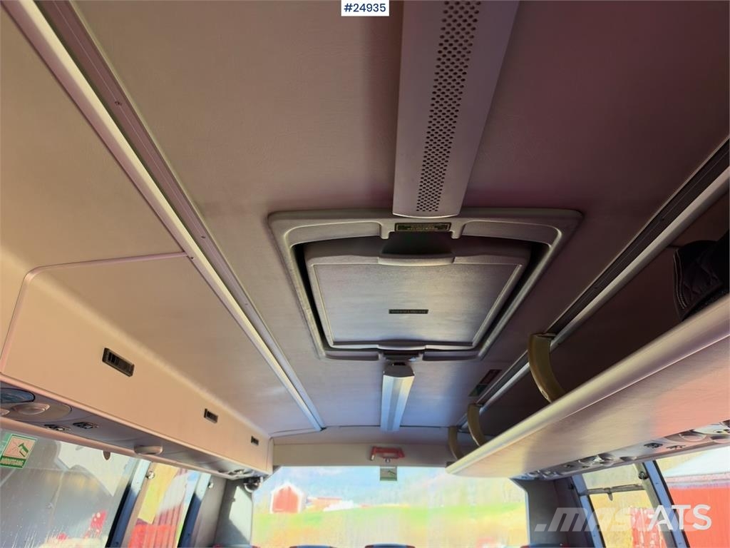 Volvo B12B 9700 Tour bus – 53 seats Kiti autobusai