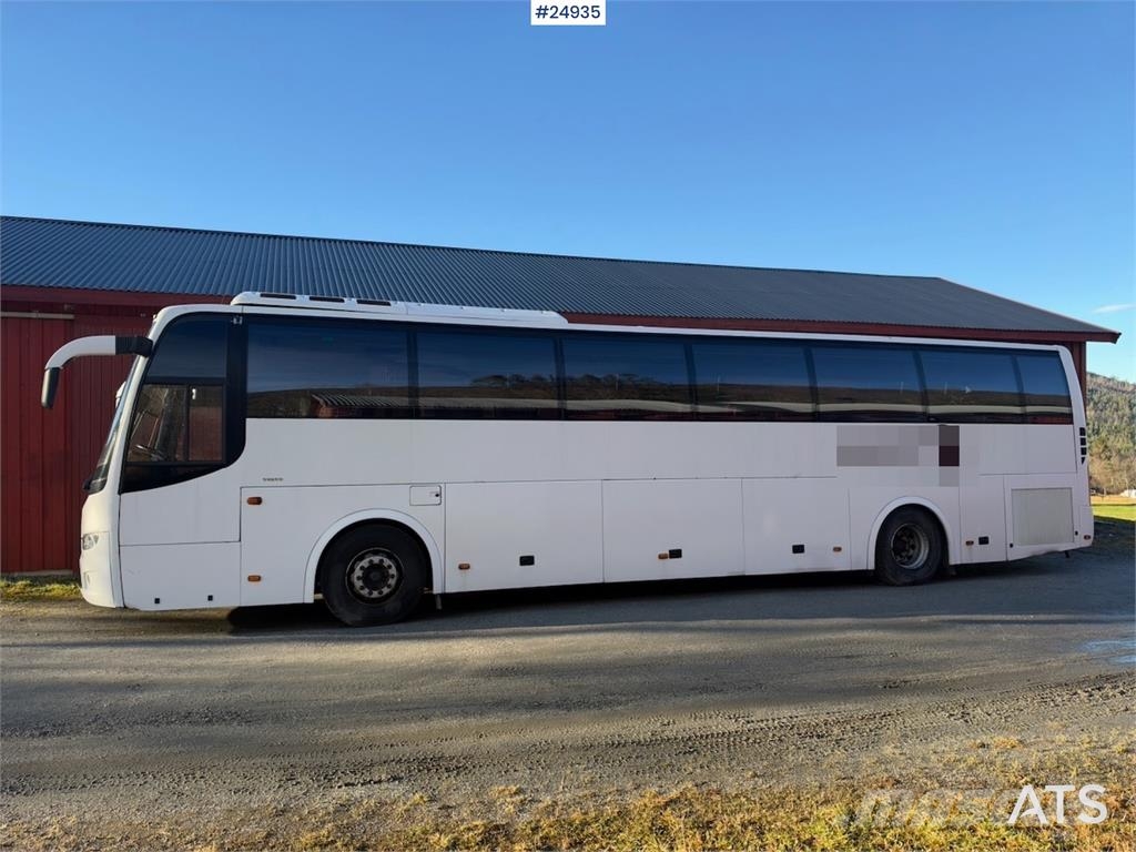 Volvo B12B 9700 Tour bus – 53 seats Kiti autobusai