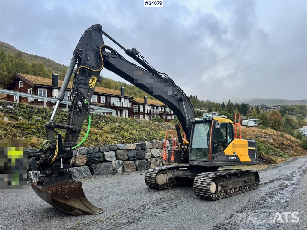 Volvo EC200EL Excavator with Steelwrist Rototilt and 2 B Beltegraver