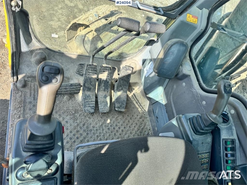 Volvo EC210LC Excavator w/ Grading Bucket WATCH VIDEO حفارات زحافة