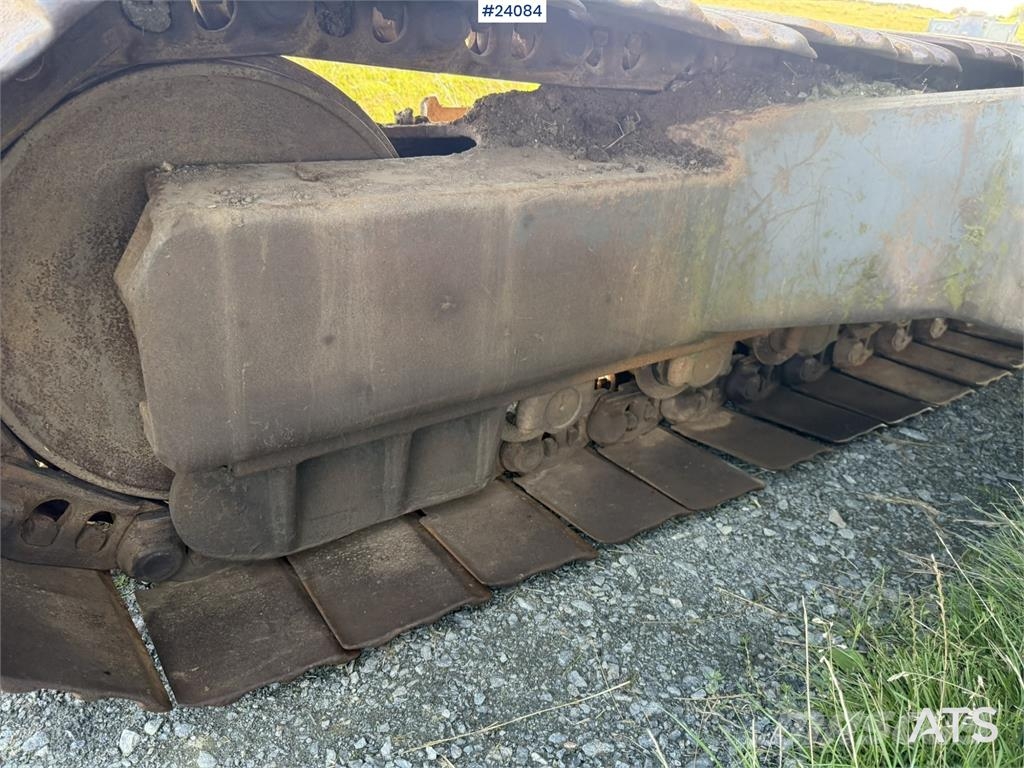 Volvo EC230 Excavator with Tooth Bucket WATCH VIDEO Escavatori cingolati