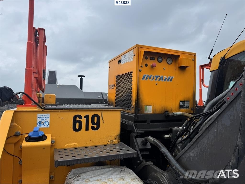 Volvo EC250EL Excavator with Drill Rig, GPS, Rototilt an Escavadoras de rastos
