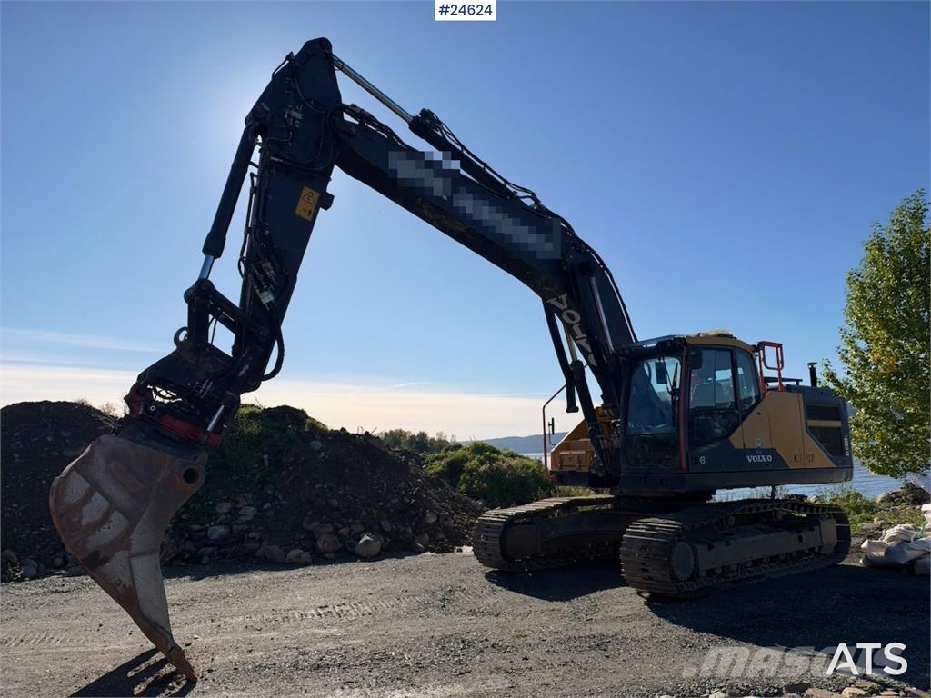 Volvo EC250EL Excavator with GPS, Tiltrotator and 2 Buck Beltegraver