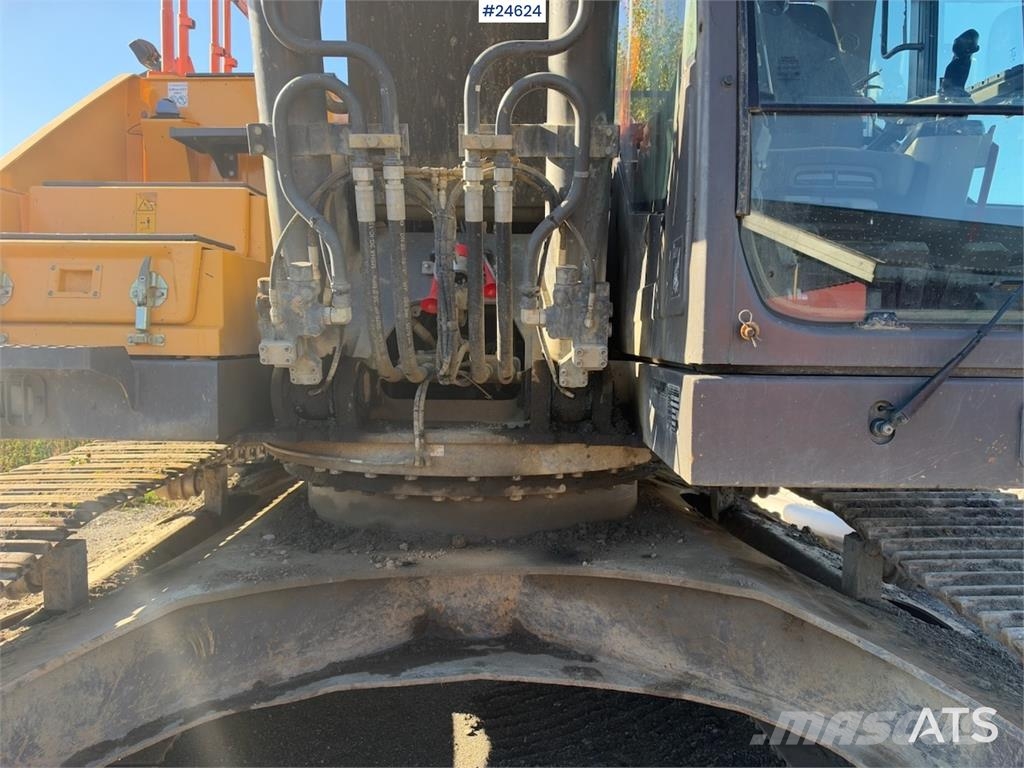 Volvo EC250EL Excavator with GPS, Tiltrotator and 2 Buck Beltegraver