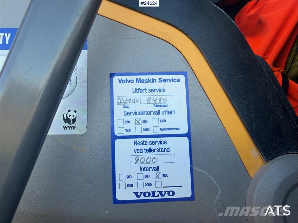 Volvo EC250EL Excavator with GPS, Tiltrotator and 2 Buck Beltegraver