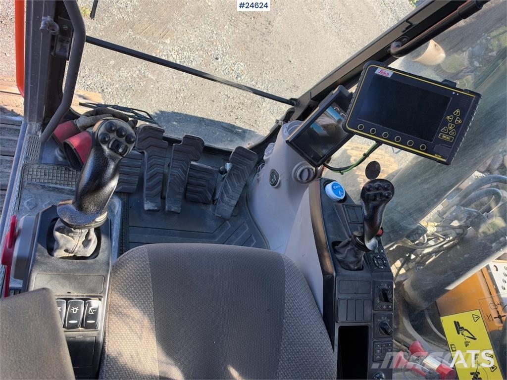 Volvo EC250EL Excavator with GPS, Tiltrotator and 2 Buck Beltegraver