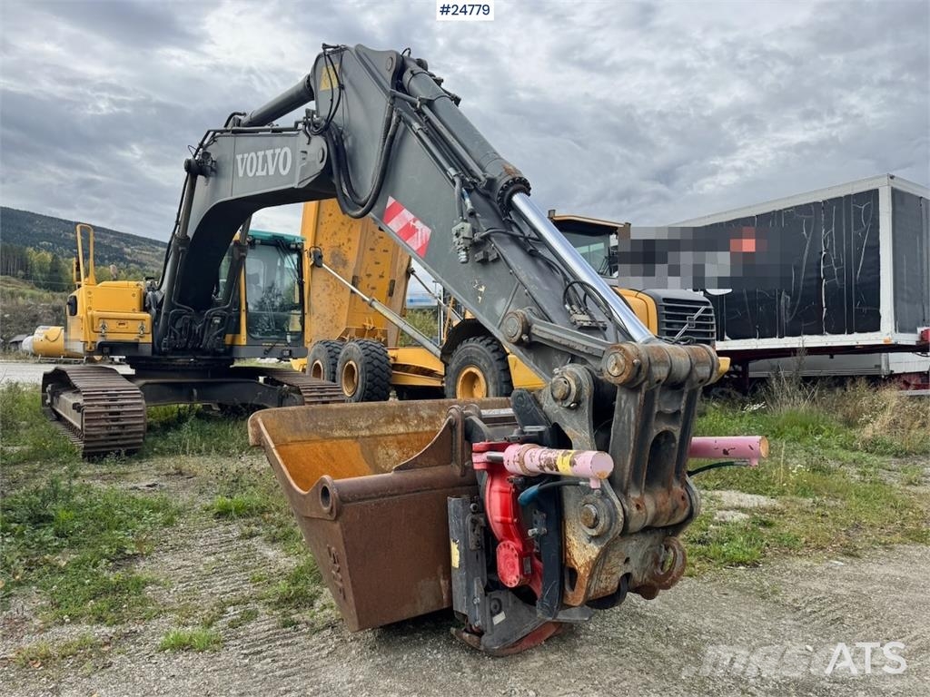 Volvo EC290BLC Excavator (2007) with Tiltrotator, Grappl Beltegraver