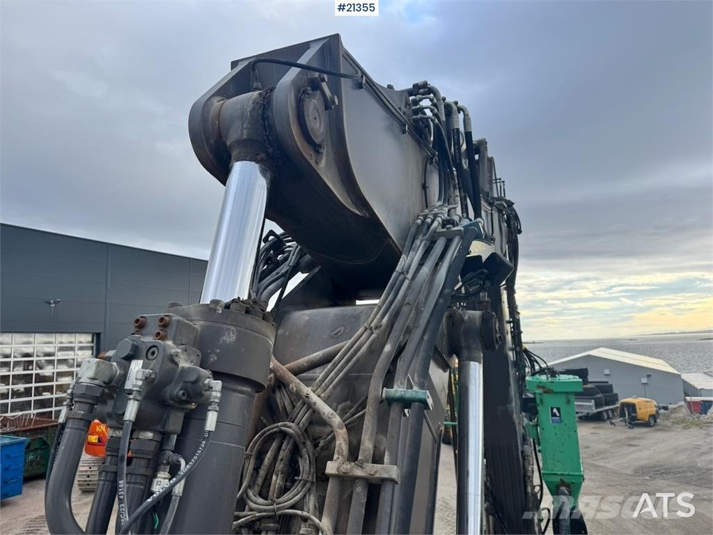 Volvo EC300 EL Bageri guseničari