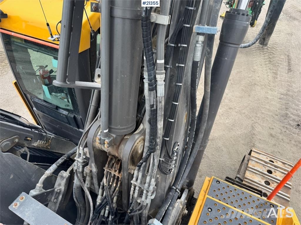 Volvo EC300 EL Bageri guseničari