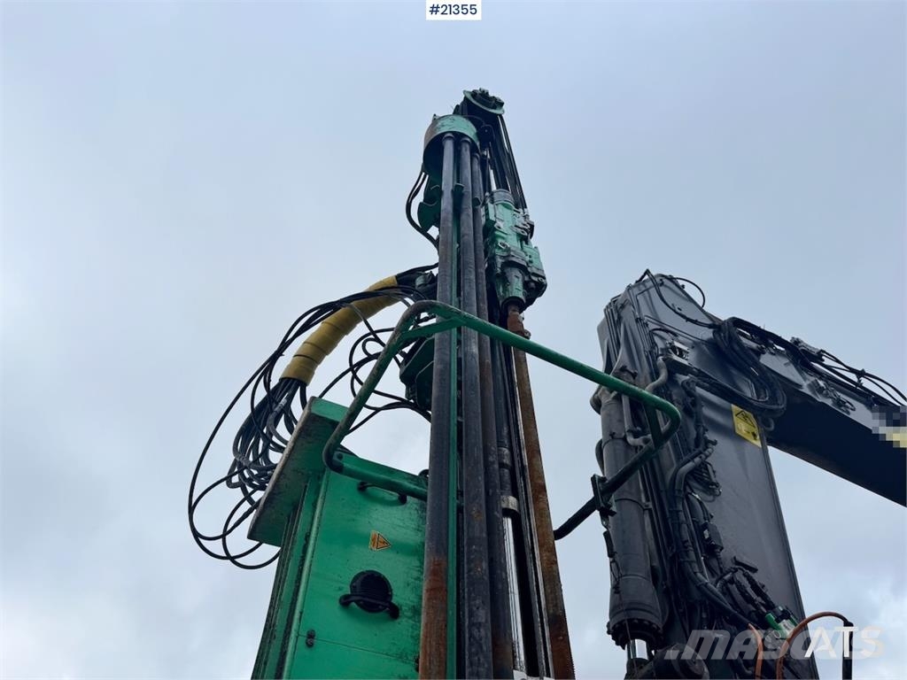 Volvo EC300 EL Bageri guseničari