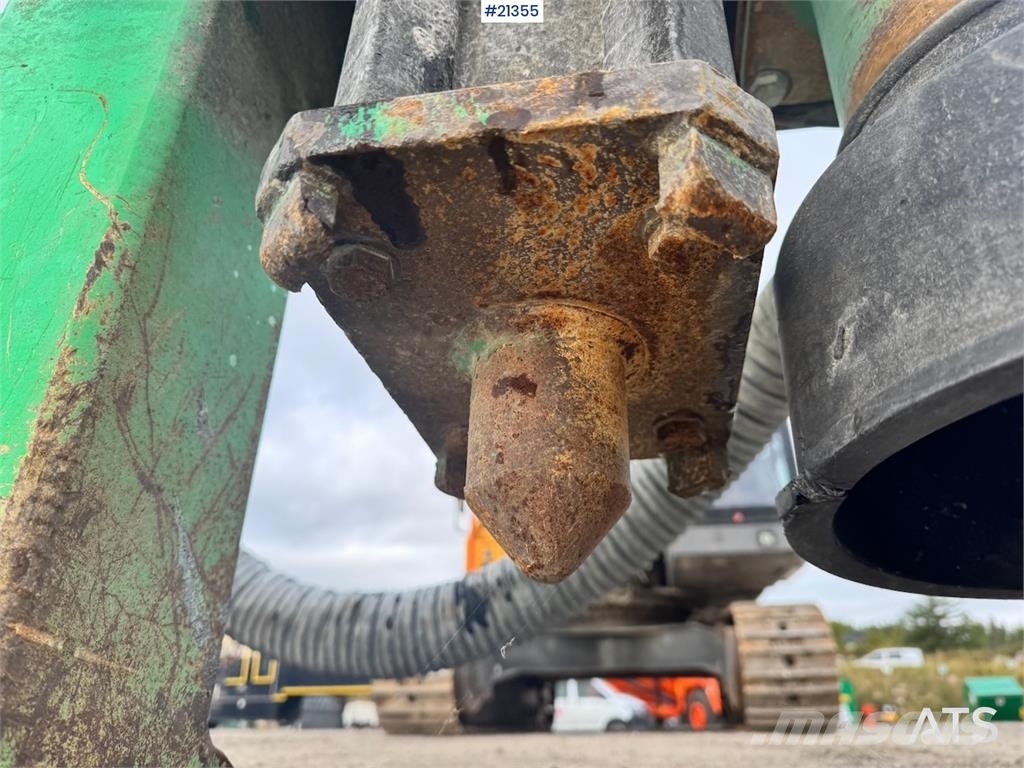 Volvo EC300 EL Bageri guseničari