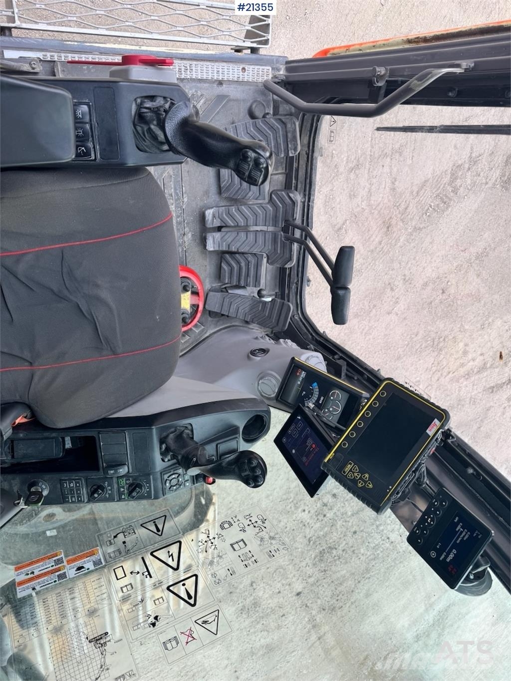 Volvo EC300 EL Bageri guseničari