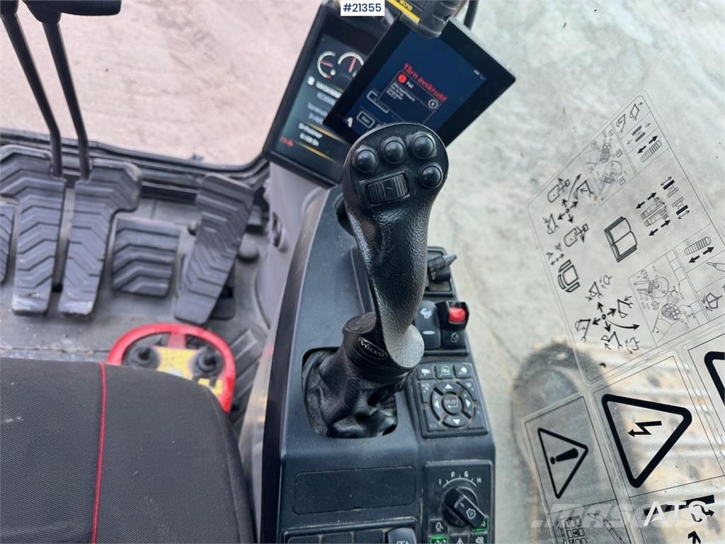 Volvo EC300 EL Bageri guseničari