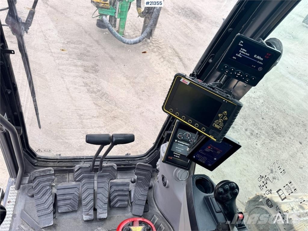 Volvo EC300 EL Bageri guseničari
