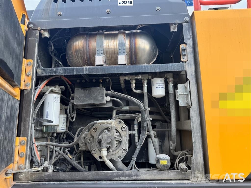 Volvo EC300 EL Bageri guseničari
