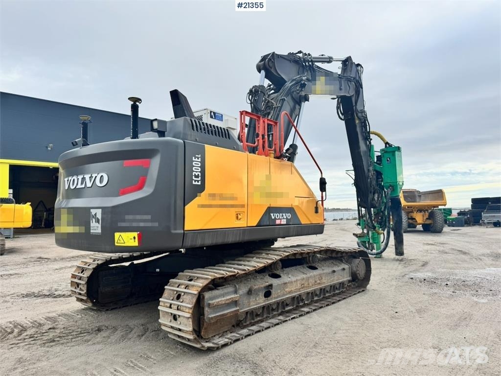 Volvo EC300 EL Bageri guseničari