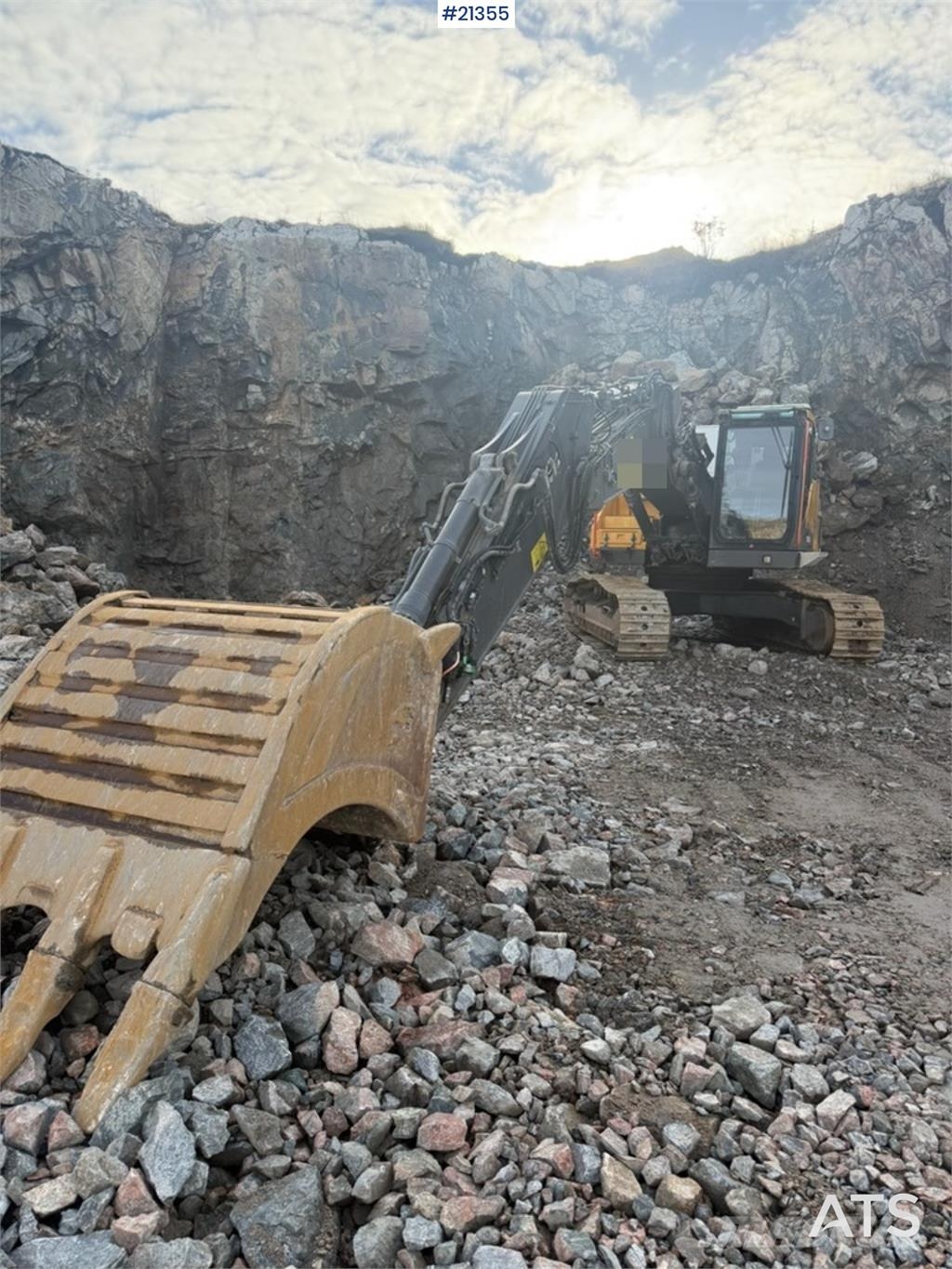 Volvo EC300 EL Bageri guseničari