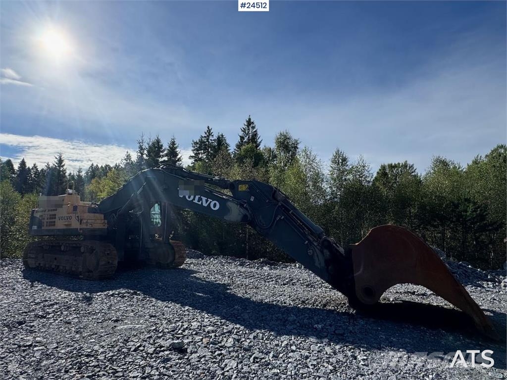 Volvo EC700C Tracked Excavator – Digging Bucket and Soos Crawler excavators