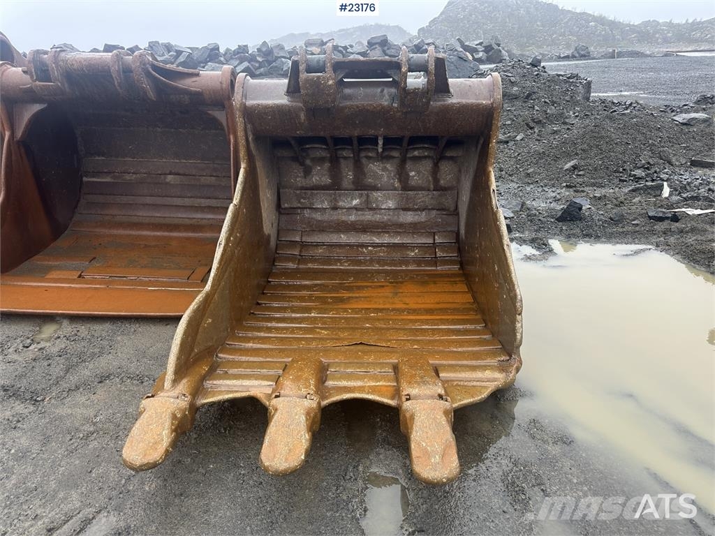 Volvo EC700CL crawler excavator w/ one bucket – Hydrauli Верижен екскаватор