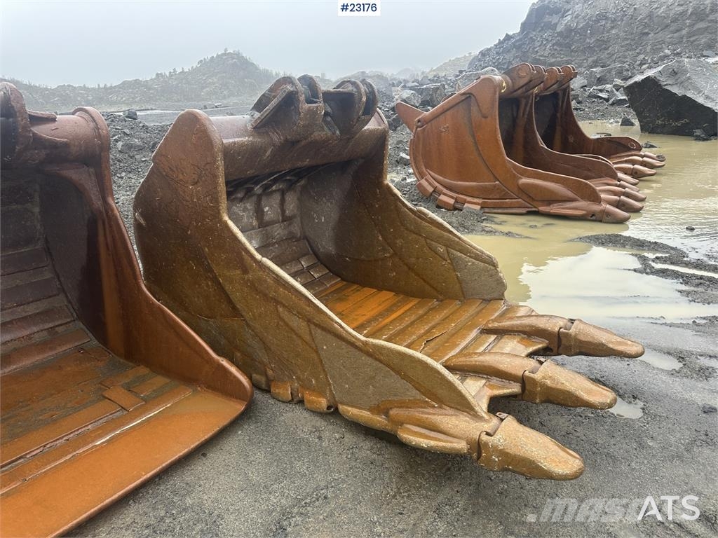 Volvo EC700CL crawler excavator w/ one bucket – Hydrauli Верижен екскаватор