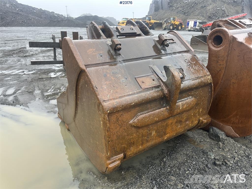Volvo EC700CL crawler excavator w/ one bucket – Hydrauli Верижен екскаватор
