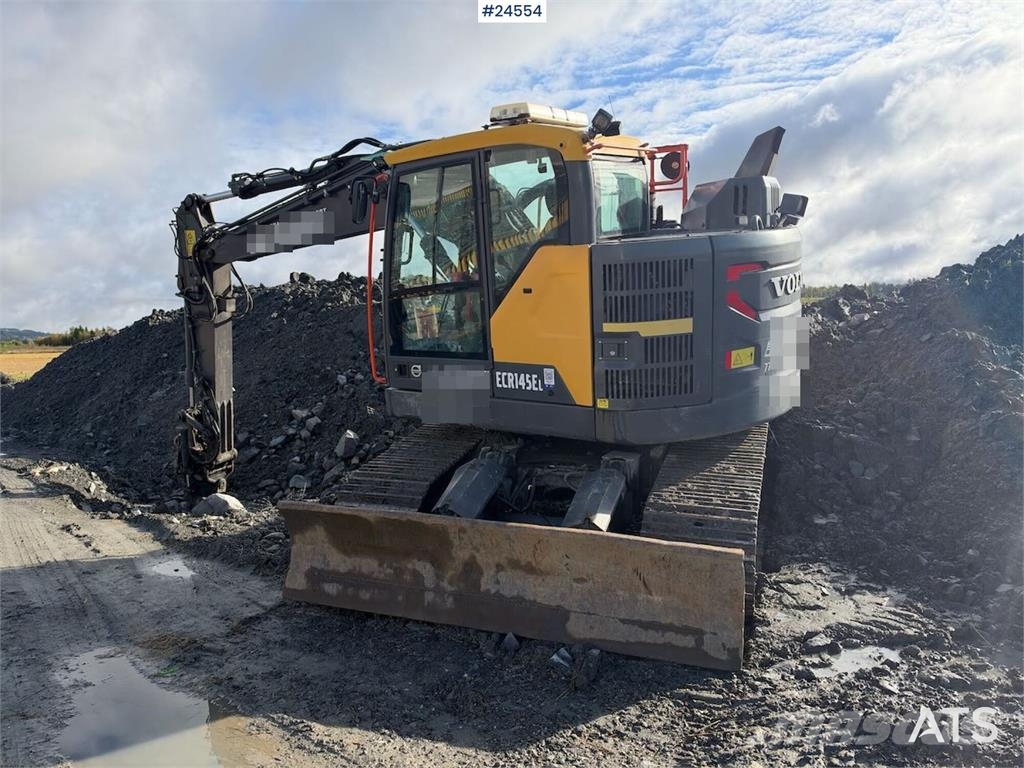 Volvo ECR145 Tracked excavator - Tilt and grading bucket Bageri guseničari