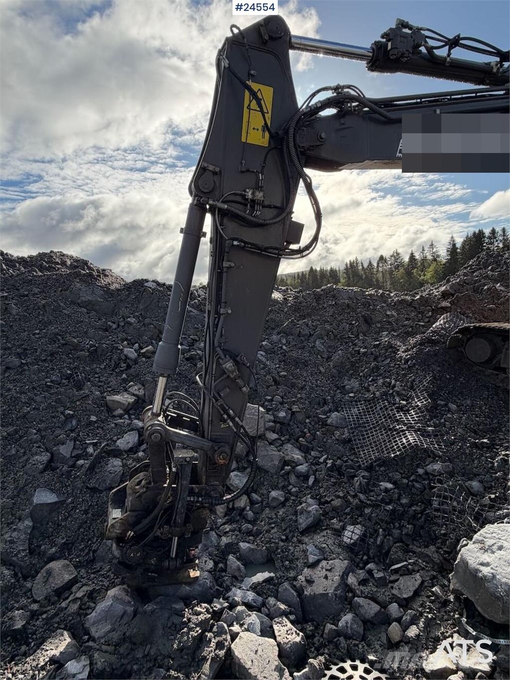 Volvo ECR145 Tracked excavator - Tilt and grading bucket Bageri guseničari